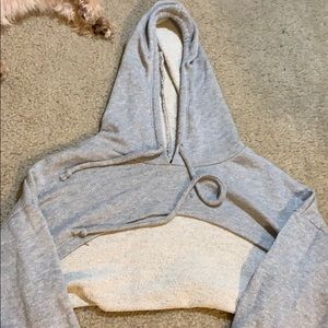 Women’s cropped hoodie